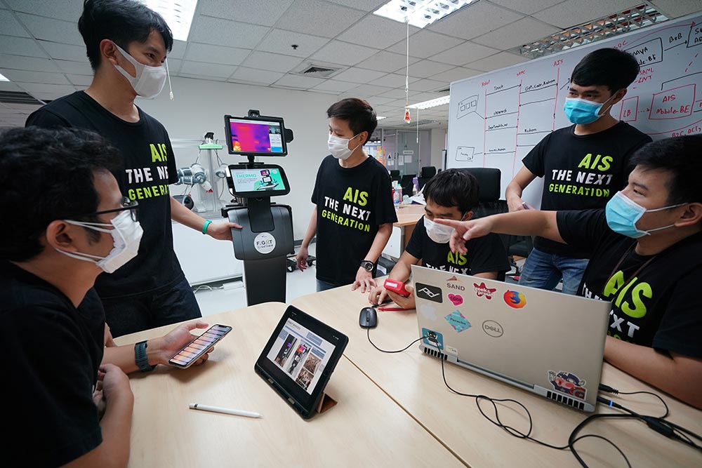 AIS เตือน/เตรียม ความพร้อม "วิถีชีวิตหลังวิกฤติ" ให้คนไทย