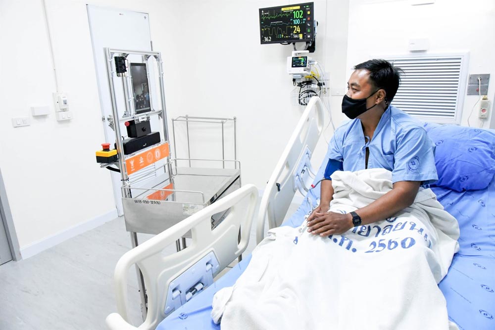 กทปส. โชว์ความพร้อม "ห้องความดันลบ - หุ่นยนต์ผู้ช่วย" ป้องกันแพทย์จากโควิด-19 ระลอกใหม่