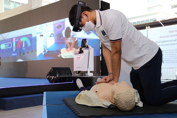 Augmented Reality Hololens for CPR