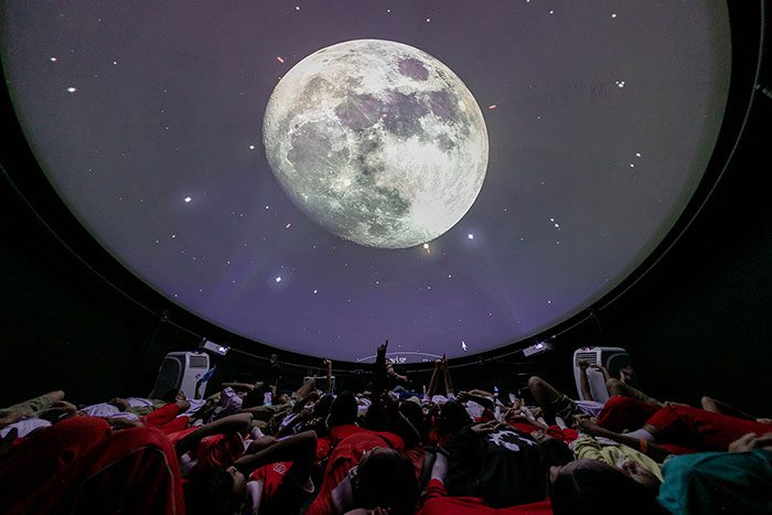 เชฟรอน จัดกิจกรรม หอบท้องฟ้า “พาดาวมาหาน้อง” ให้ท้องฟ้าจำลองโคจรสู่เยาวชน  