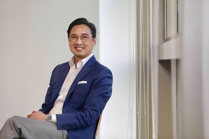 พิเชษฐ ฤกษ์ปรีชา ที่ปรึกษาฝ่ายบริหาร LINE Plus และ LINE ประเทศไทย