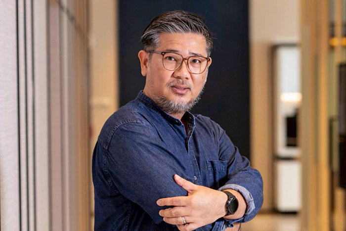 วชิรหัตถ์ นามบุตร หรือ พี่ช้าง ประธานชมรมนักข่าวสายเทคโนโลยีสารสนเทศคนใหม่ 