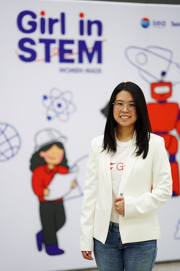 ภวิษย์พร เจียรประเสริฐ — ผู้จัดการอาวุโส บริษัท การีนา ออนไลน์ (ประเทศไทย) จำกัด