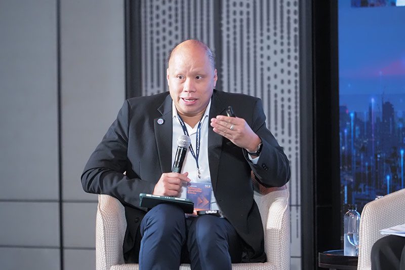 ดร.พิสิทธิ์ พัวพันธ์ ผู้อำนวยการกองนโยบายระบบการคุ้มครองผลประโยชน์ทางการเงิน สำนักงานเศรษฐกิจการคลัง (สศค.)